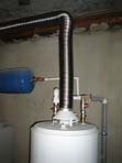 Газовый накопительный водонагреватель с нержавеющим газоходом и элементами обвязки